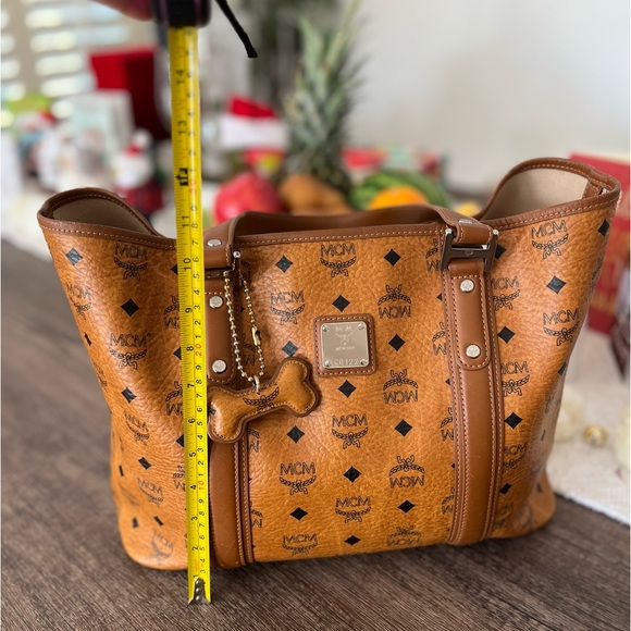 MCM Cognac Visetos Tote Bag - Picture 13 of 16